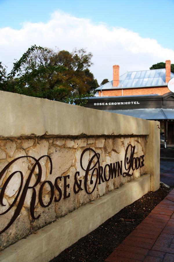 Rose & Crown Hotel Perth Exteriör bild